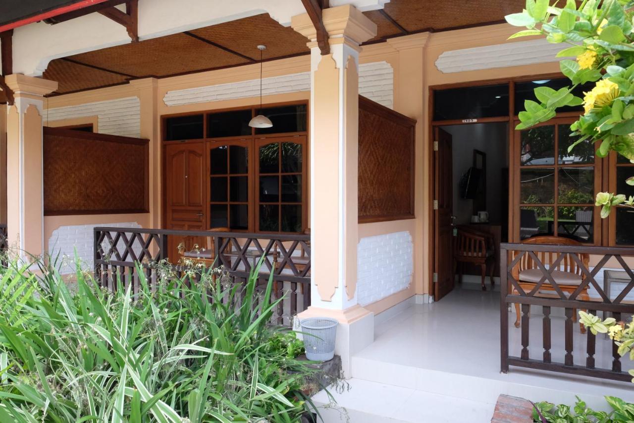 Fat Yogi Cottages Kuta Lombok Exterior foto