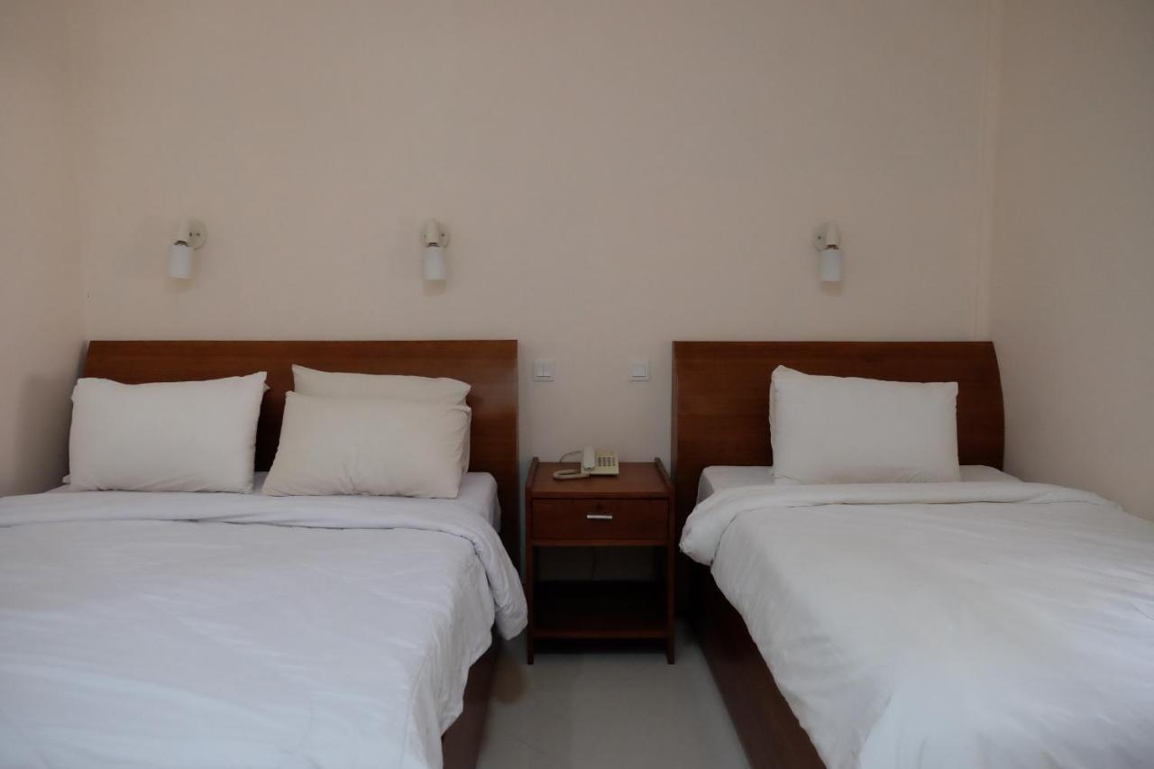 Fat Yogi Cottages Kuta Lombok Exterior foto